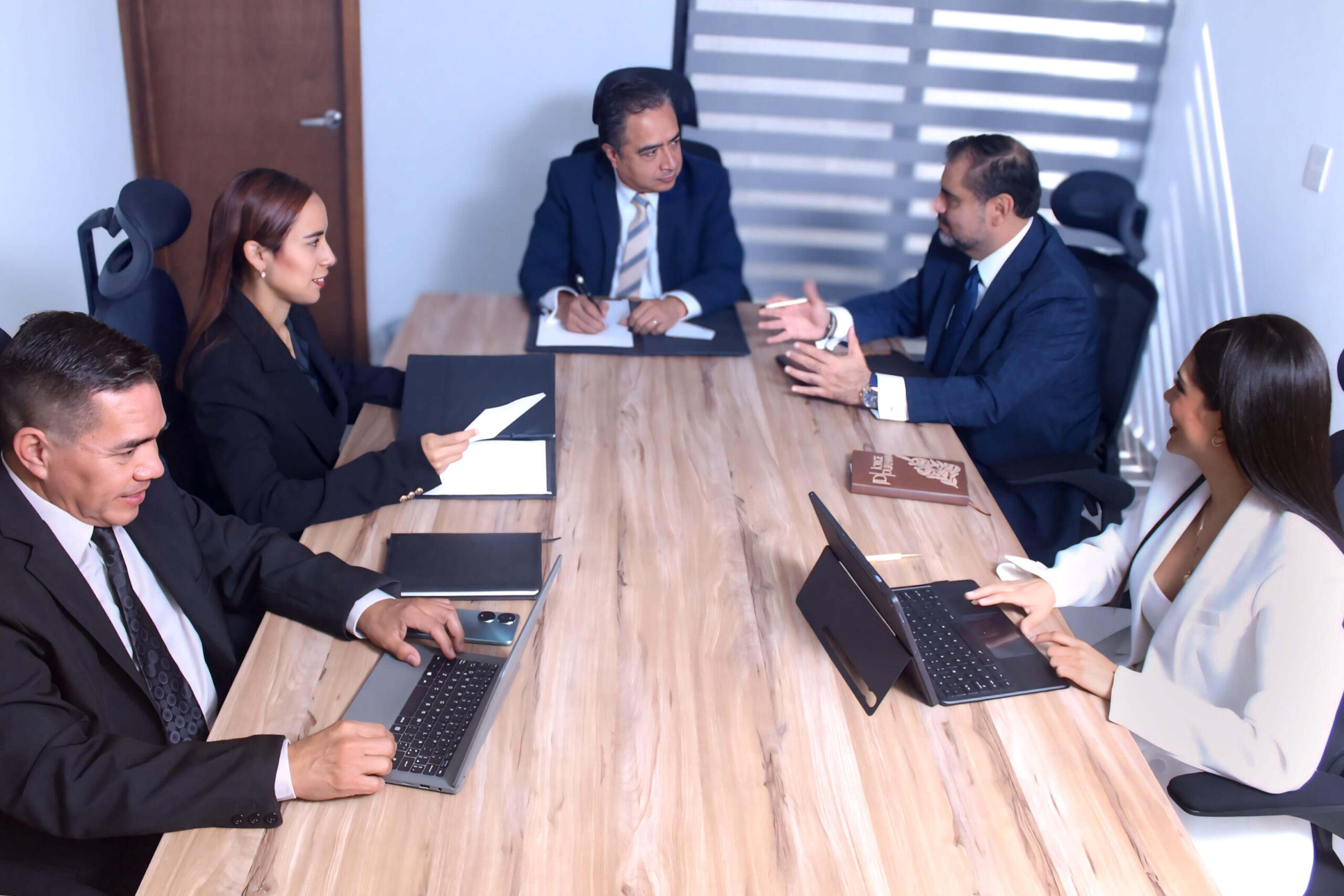 Contáctanos y conoce cómo podemos apoyarte